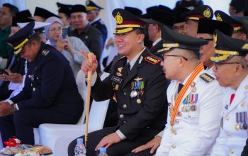 Tutup Rangkaian HUT RI ke-81, Kapolresta Banggai Hadiri Upacara Penurunan Bendera