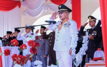 Upacara HUT ke-81 RI di Banggai Berlangsung Khidmat, Bupati Amirudin Bertindak sebagai Inspektur