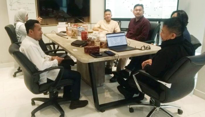 Strategi Pemkab Tojo Una Una  Percepat Infrastruktur Listrik Melalui Audiensi dengan PT PLN
