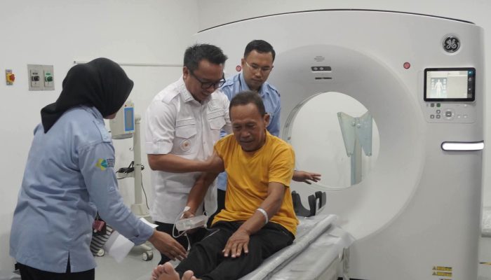 Morut Sehat Makin Nyata, Bupati Delis Resmikan Layanan CT-Scan RSUD Kolonodale