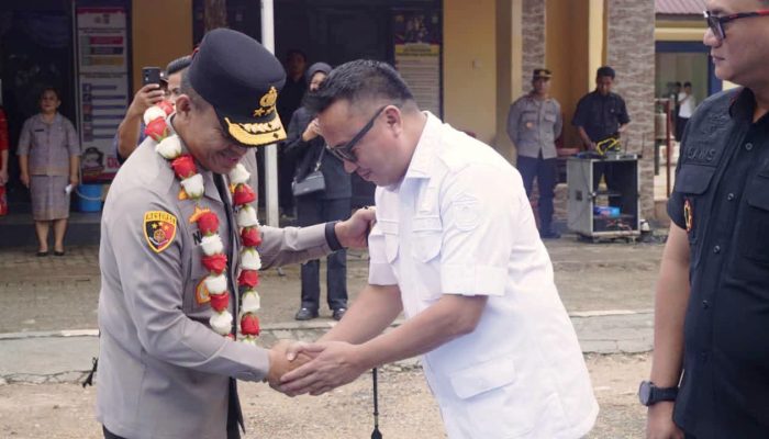 Bupati Delis Bersama Kapolres Morut, Sambut Hangat Kunjungan Kerja Kapolda Sulteng