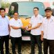 Pemda Morut Serahkan 2 Unit Truk Sampah Kepada Pemerintah Kecamatan Lembo Hasil CSR Bank Sulteng Tahun 2026