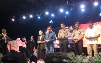 KKR Dalam Rangka HUT ke-13 Kabupaten Morowali Utara, Bupati Delis : Pembangunan Morowali Utara Butuh Topangan Doa Seluruh Masyarakat