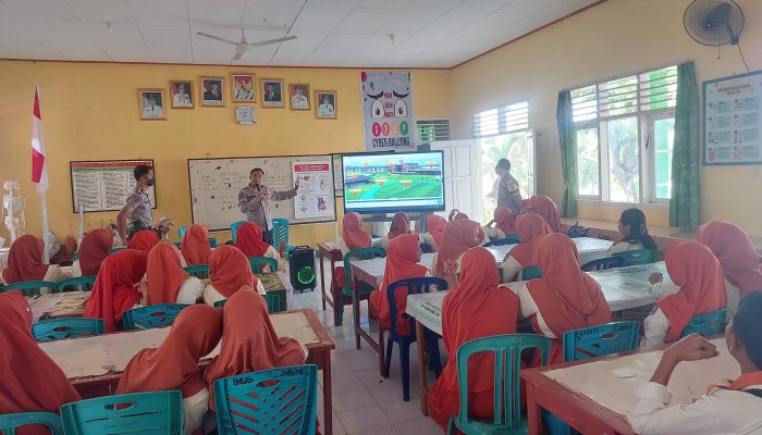 Dorong Pelajar Lanjutkan Pendidikan, Polresta Banggai Kenalkan SMA Kemala Taruna Bhayangkara