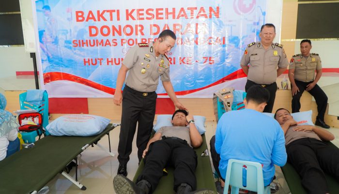 HUT Humas Polri ke-75, Polresta Banggai Kumpulkan 15 Kantong Darah Untuk Kemanusiaan