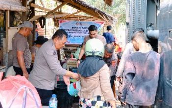 Sambut HUT ke-75 Humas Polri, Polresta Banggai Salurkan 12.000 Liter Air Bersih Untuk Warga Boyou