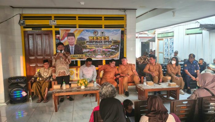 Inovatif! Ketua DPRD Tojo Una-Una Kemas Agenda Reses di Desa Sumoli Jadi Edukasi Lintas Sektor Hadirkan Solusi Nyata Bagi Warga