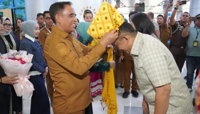 Estafet Kepemimpinan Polda Sulteng Dimulai, Gubernur Sambut Hangat Irjen Rizal Irawan di Palu